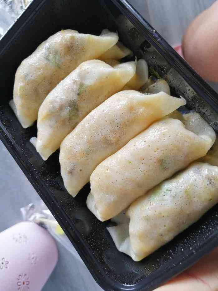 「鸡肉卷饼」味道尚可,饿了尝尝还行.