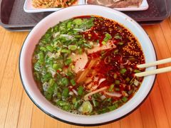 -伊穆祥牛肉面总店·清真
