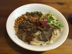 -牛八宝桂林米粉(八里庄店)