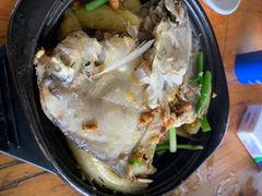 -黄记四更烤乳猪店