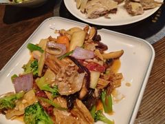 -海南人酒家·白切文昌鸡·二十三年老字号(水荫路店)