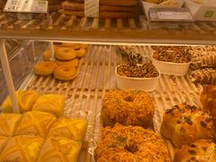 -绿姿鲜奶烘焙(世南西路店)