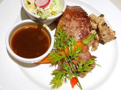 -绿茵阁(体育西分店)