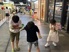 -江燕路万科里