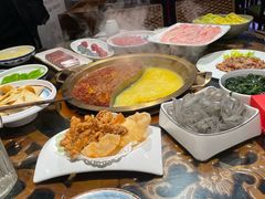 -小天鹅火锅·一线江景洪鼎旗舰店(洪崖洞店)