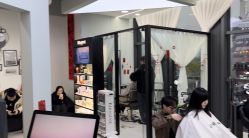 -U·NI SALON 造型
