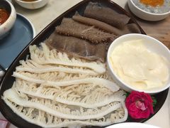 -左庭右院鲜牛肉火锅(浦江欢乐颂店)