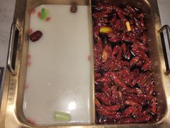 -尚尚仙·酸汤猪手·猪肚鸡火锅(华联万柳购物中心店)