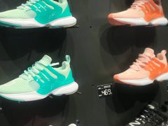 -李宁(苏州中心店)