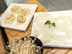 -江小渔鲜鱼火锅(冠亚星城店)