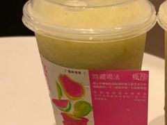 椰云芒芒-瑞幸咖啡(解放碑英利大融城店)