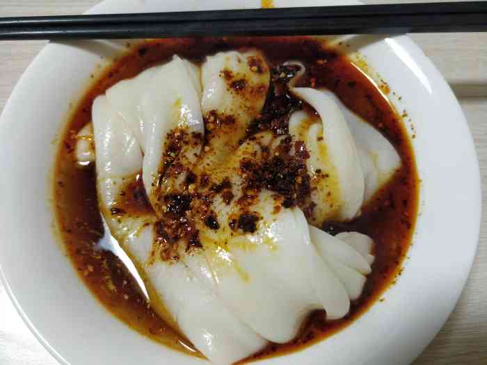 汉中汉源祥热米皮菜豆腐-"太荣路长安易居北门东边距地铁3号线辛家.