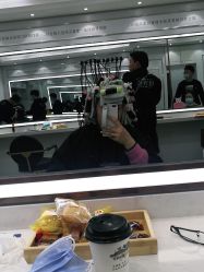-镁连社·美联社