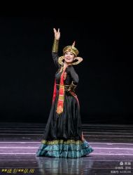 -尚美霓裳晚礼服·合唱服·舞蹈演出服租赁定制