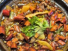 -有红鸡毛店·砂锅菜(抚琴夜市店)