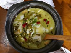 -周鱼小馆石锅酸菜鱼(活力汇店)