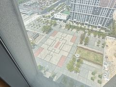 -苏州汇融广场假日酒店