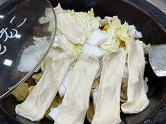 -屯老二农家铁锅炖·行业领军者(梅江店)