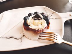 -UNI UNI(环亚凯瑟琳店)