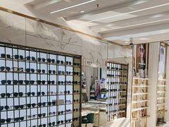 -世纪大明眼镜·蔡司战略授权店(汉街店)