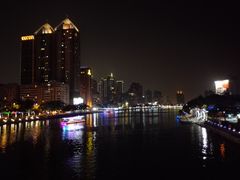 岸边风景-高雄爱河