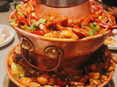 -老佛爷铜炉蛙锅(东门老街店)