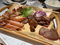 -关东小磨东北菜(漕河泾印象城店)