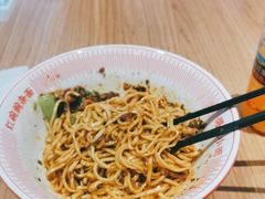 -遇见小面(广州南站店)