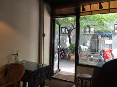 胡同食堂-蜗牛小馆醉乡民谣云南菜(惠新西里店)