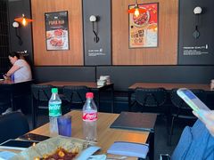 -BHC炸鸡(明洞总店)