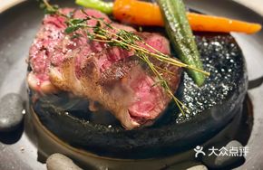 Signature Smoked Queen Steak