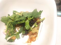 油碟-烧哥美蛙肥肠鱼火锅·十五年社区店