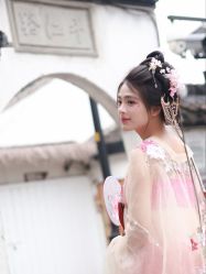 -一揽芳华汉服旗袍体验馆(拙政园店)