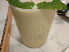 牛油果+香蕉-卡朋西餐(大信新都汇店)