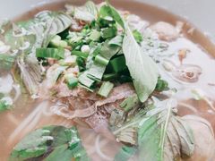 火车头特别牛肉汤河粉-甘容西贡越南粉