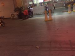 -大明寺素食坊(扬子江中路店)