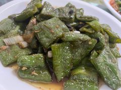 -曾氏肥肠馆(凯瑞雅居店)