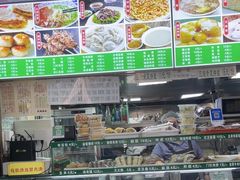 -隆福寺小吃店(东四店)