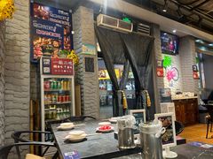 餐具摆设-巴四老城区炭火蛙锅(张江店)