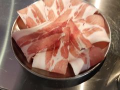 -马路牙子地桌烤肉(工体店)