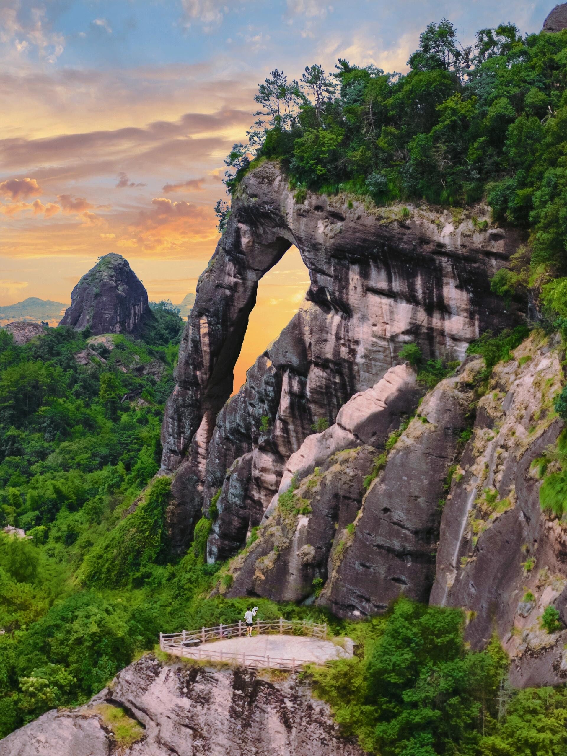 江西最有 名的山 自然奇观相关图片5