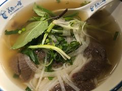-美奈小馆·越南料理(中航城君尚购物中心店)