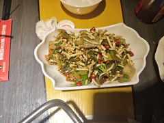 -四季喧黔味豆米火锅(万达广场店)
