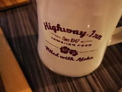 -Highway Inn Kaka'ako