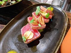 金枪鱼牛油果-BROWNSTONE布朗石西班牙餐厅(富城店)