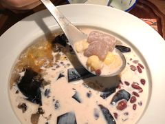 -RUXU入续糖水铺与包(卓悦中心店)