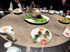 -海派悦庭·海胆烧麦·新融合菜(凯德广场店)