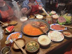 -萍姐火锅·公路夜市(武汉首店)