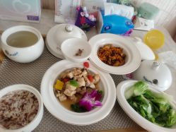 -东方幸福国际母婴月子会所(沙湾公园店)