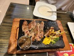 -豪客来牛排(府河店)